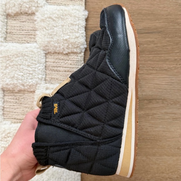 Teva ReEmber Mid Platform Bootie in Black - Picture 4 of 6